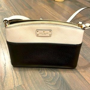Small Kate Spade cross body bag- two tone